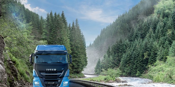 IVECO Stralis NP mit CNG- und LNG-Antrieb