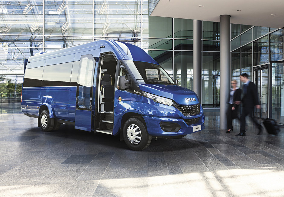 Der IVECO Daily 7 Tonner ist auch als Minibus verfügbar.